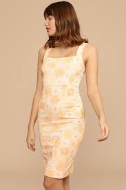 The amelia dress is just too fun not to have in your closet. Amalia Dress