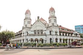 Lawang sewu (seribu pintu) (bahasa jawa: Lawang Sewu A Haunted Building Of History And Heroes