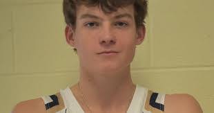 Crystal Pullen's Instagram, Twitter & Facebook