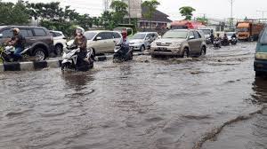 Banjir di kelurahan kaligawe kec. Ini Sejumlah Titik Di Kota Semarang Langganan Tergenang Air Saat Musim Hujan Tribun Jateng