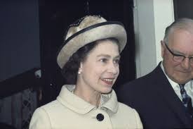 Born 21 april 1926)a is queen of the united kingdom and her mother, the duchess of york (later queen elizabeth), was the youngest daughter of scottish. Young Queen Elizabeth Ii S Shoes Style A Look At The 1960s Fitforhealth News