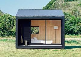 Tiny Huts Maisons De 9 M2 Au Japon Par La Marque Muji Maison En Kit Maison Et Belle Maison
