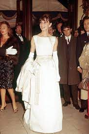 Audrey Hepburn Style File Estilo De Audrey Hepburn Vestidos De Fiesta Vestidos