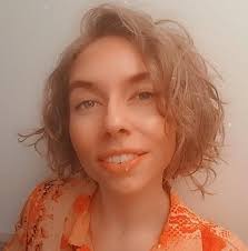 Jacqueline Randall's Instagram, Twitter & Facebook