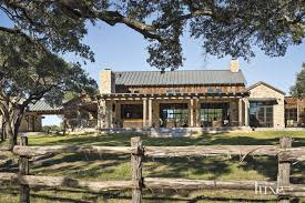 Browse tx hill country, ranch, farmhouse, luxury, rustic, modern open layout & more floor plans! A Rustic Barn Style Retreat In Texas Hill Country Luxe Interiors Design