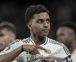🚨🚨💣 Rodrygo could really LEAVE this summer if a proposal around €100M  PRICE TAG arrives, reports Relevo about the Brazilian.