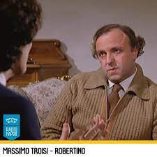 Visualizza altre idee su youtube, scherzi telefonici, little italy. Radio Napoli Massimo Troisi Robertino Facebook