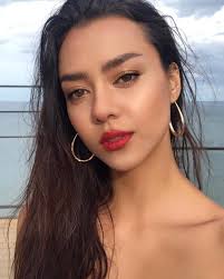 Being a good listener can help you see the world through the eyes of others. —amanda obdam, miss universe thailand 2020 Amanda Obdam Hit Ya Girl Up With A Text Facebook
