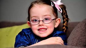 Devoted Dumbarton mum thanks Yorkhill Hospital's plastic surgery unit with  fundraising event