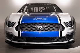 Of these ford rear differentials, either a 28, 31, 35 or 40 spline axle can be used. Ford Nascar Mustang Revealed Ready For Cup Competition In 2019 2015 S550 Mustang Forum Gt Ecoboost Gt350 Gt500 Bullitt Mach 1 Mustang6g Com