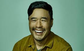 Arbetsplatskomedi med Randall Park