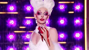 Amos Oliver III (@FamousAmoss09)