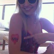 Alisha Nichols (littlemissfloss)