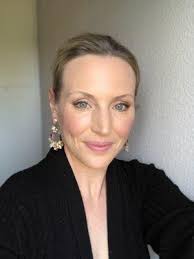 Vicki Asher-Wills LCSW, 128 Avenida del Mar, Ste 2E, San Clemente, CA  92672, US