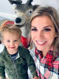 Caitlin Gillis's Instagram, Twitter & Facebook