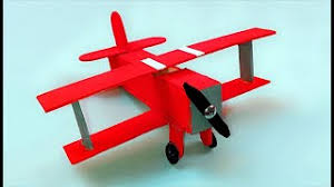 Aquí podemos ver lenta y detalladamente como hacer un avión de papel. Como Hacer Un Avion De Carton Muy Facil