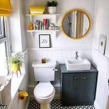 Ukurannya yang kecil tersebut membuat kamar mandi sangat rawan cepat kotor dan jadi sarang bakteri. Inilah Ukuran Kamar Mandi Dalam Kamar Tidur Yang Tepat Untuk Rumah Minimalis Modern Homeshabby Com Design Home Plans Home Decorating And Interior Design