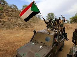 بعد شهور من توقيع السودان اتفاق سلام مع مسلحي دارفور، وتوقف دوريات قوات حفظ السلام الدولية، ما زالت إحسان محمد تنتظر أي بادرة للسلام والاستقرار في حياتها اليومية. Ø§Ù„Ø³ÙˆØ¯Ø§Ù† ÙˆØ¥Ø«ÙŠÙˆØ¨ÙŠØ§ Ù†Ø°Ø± Ø­Ø±Ø¨ Ø£Ù… ØªØ£Ù…ÙŠÙ† Ø­Ø¯ÙˆØ¯ Ù…Ø¬Ù„Ø© Ø§Ù„Ù…Ø¬Ù„Ø©