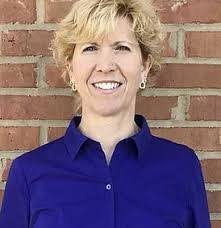 Christy Gragg's Instagram, Twitter & Facebook