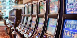 How to win real money at casinos in 2021 with no deposit required a casino bonus with no deposit required allows you to get a real feel of the online casino and play games without making a deposit. Free Slots With No Deposit No Card Details Win Real Money For Free