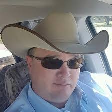 Dusty Ford's Instagram, Twitter & Facebook