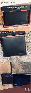 Tommy Hilfiger Men S Wallet Passcase And Valet Brand New Still In The Box Handsome Black And T Tommy Hilfiger Mens Wallet Tommy Hilfiger Tommy Hilfiger Man