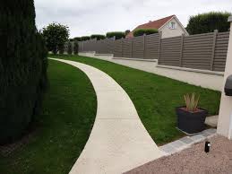 Amenagement jardin paysager aménagement paysager idée aménagement jardin beaux jardins muret gabion jardin en pente terrasse bois jardin contemporain cloture jardin. Cloture En Aluminium Sur Muret Rebeyrol Amenagement Et Entretien Des Jardins
