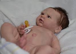 Eloise by Sylvia Manning ♥ ♥ ♥ :D 🥰🥰🥰 Oh my gosh!!!!!!!!!!!!!!!!! This  girl is absolutely phenomenal!!!!! I cannot stop staring at her!!  😍😍😍😍😍 Full body silicone baby girl 💗💗💗💗💗