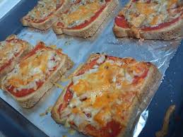 Al contrario, el truco está en identificar las buenas preparaciones, qué además de cocinarse en poco tiempo sean ricas, nutritivas, y obviamente, sencillas. Pizza Facil Rapida Y Barata Cocinar En Casa Es Facilisimo Com Recetas De Pizza Recetas De Comida Y Comida