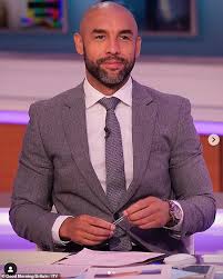 Jun 06, 2021 · piers dramatically walked off the good morning britain set in march in the middle of a row with alex beresford over. Good Morning Britain S Alex Beresford Is Forced To Self Isolate With His Son 11 Aktuelle Boulevard Nachrichten Und Fotogalerien Zu Stars Sternchen