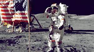 The three brave men were neil armstrong, buzz aldrin and michael collins. Neil Armstrong S Family Settles The First Man Flag Fiasco Den Of Geek