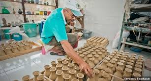 Kenaikan harga barang setiap tahun adalah suatu fenomena ekonomi yang bernama inflasi. Cara Cerdas Menyiasati Kenaikan Harga Bahan Baku Dan Bahan Bakar Abckotaraya Id