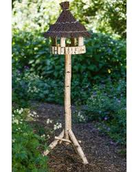 Ein vogelfutterhaus sorgt dafür, dass körner & co. Vogelhauser Vogelfutterhauser Mit Stander Naturgeflechte24 De Diy Vogelhaus Vogelfutterhaus Vogelhaus