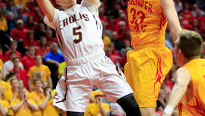 Levi Jungling guides Pella Christian past Kuemper, into 2A title game