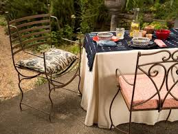 Easy Entertaining Dress Up A Folding Table With A Fitted Tablecloth Table Cloth Folding Table Easy Christmas Diy