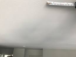 In der regel stören deckenlampen und spots beim streichen der decke. Decke Streifig Ich Werde Wahnsinnig