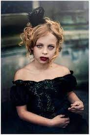 Vampire Girl Make Up And Costume Ideas Best Stuff Vampire Costume Kids Girls Vampire Costume Halloween Kids
