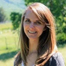 Jessica Schnur's Instagram, Twitter & Facebook