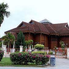 Ada banyak peristiwa sejarah di malaysia baik di negeri pulau pinang, kedah, melaka, shah alam, selangor, kuala lumpur, sabah sarawak, terengganu. Pasir Salak Historical Complex Spot Wisata Sejarah Di Perak Malaysia Blackxperience Com