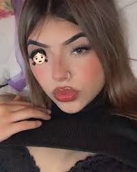 Michelle Coss's Instagram, Twitter & Facebook