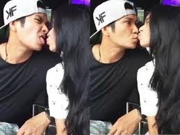 His birthday, what he did before fame, his family life, fun trivia facts, popularity rankings, and more. Isteri Keith Foo Muatnaik Gambar Bercumbu Di Laman Sosial Utaranews