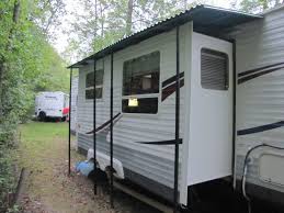 Rv slide rooms have positives as well as negatives. Pin By Tammy Detherage Keckler On Rv Stuff Remodeled Campers Rv Camping Slide In Camper