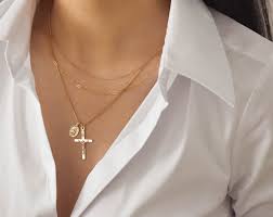 Antico bastone cerimoniale religioso francese in metallo invecchiato con  croce Fleur de Lis Puntale per crocifisso cristiano grigio vintage