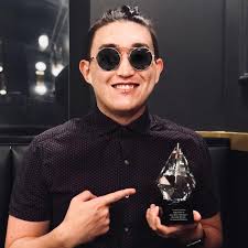 The Dancin' Bulldogs (@BulldogsDancin)