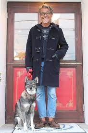 相棒の散歩からちょっとしたパーティーまで着回せるシェブロンのキングストン 如何でしょう boysmarket ダッフルコート メンズ コーデ メンズスタイル 冬 シンプル ファッション メンズ