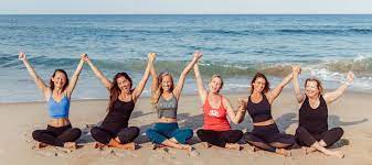 Hvad er de bedste steder, når der kommer til yoga og pilates i wilmington? Fall Into Relaxation A Gentle Yoga Getaway Village Yoga