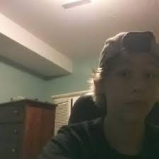 james strack (@itsEyvic)