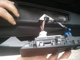 Arabanın camı düşmesi yerinden çıkması, cam meknizma arızası,cam kızağı,vectra kapı camı. Fiat Punto Grande Punto Punto Evo Bravo Fiat Turkiye Forumu