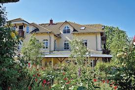 Appartement Dreimaster Im Ostseebad Ahrenshoop Ostsee Ferienhaus Ostsee Urlaub Ferienwohnung