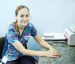 „medicul din cadrul centrului de reținere și arestare preventivă nr 1 a recomandat ca o persoană privată de libertate, în baza unui mandat de arestare preventivă. Assmb Assmb